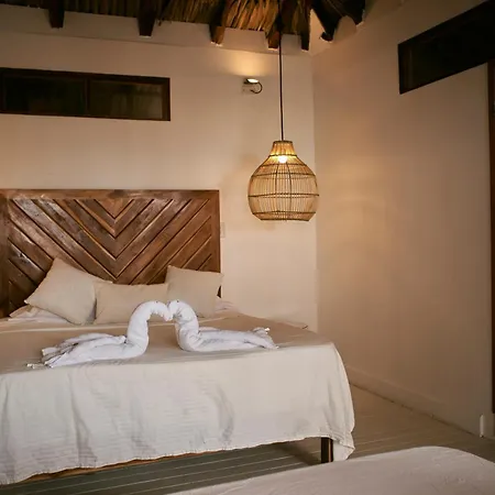 Hotel Mangata *